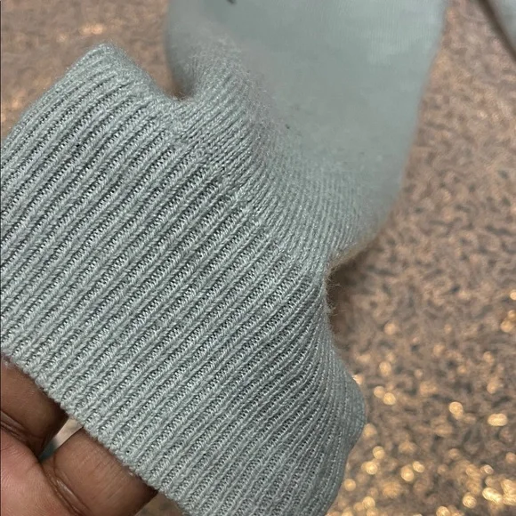 Light Gray V-Neck Sweater - Picture 5 of 6